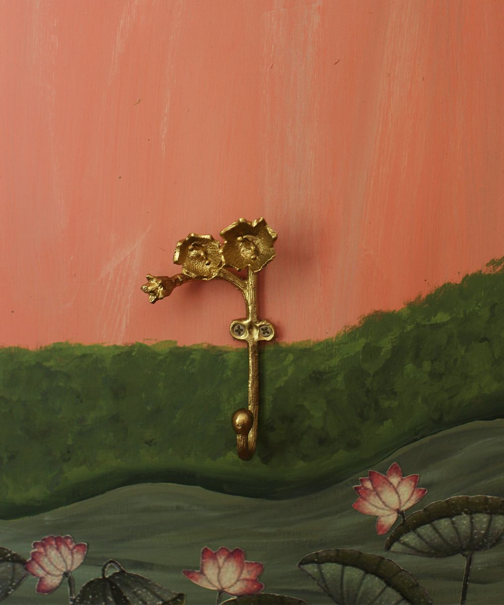 Ava Blossom Hook