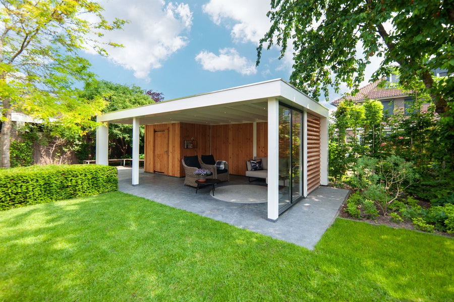 Buitenverblijf Verona model rechts 6250x4000x2500mm (bxdxh)