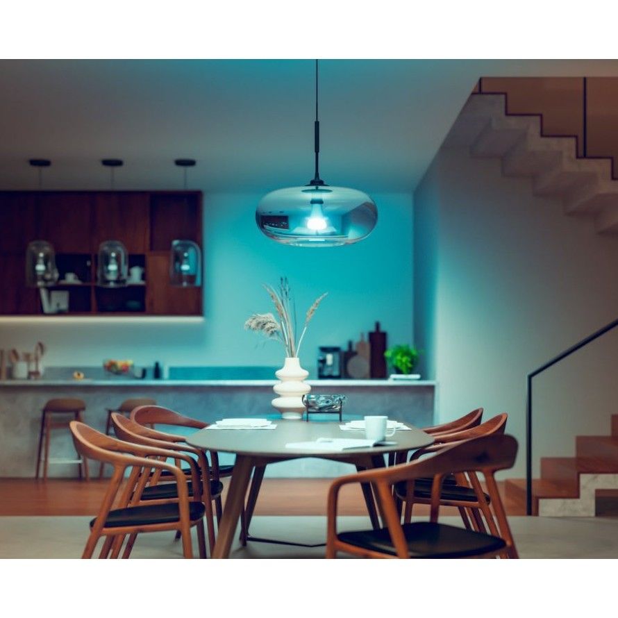 Philips Hue White and color ambiance A67 E27