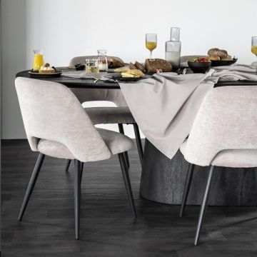 Eettafel aron ovaal 200x110 bruin