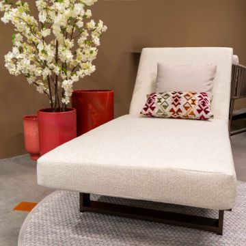 Kazoku lounger flax beige