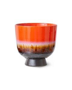 Retro flower pot cherry red